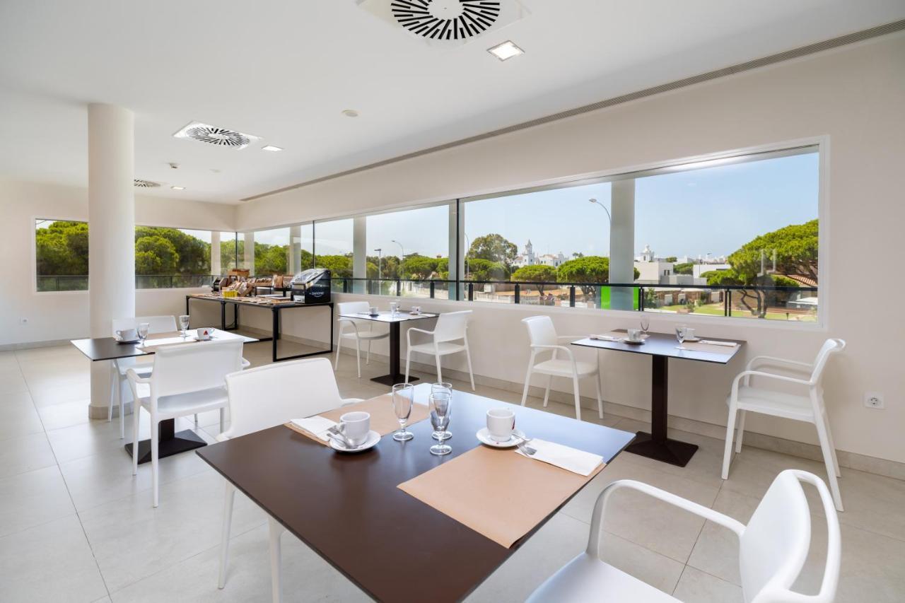 Aparthotel Complejo Al Sur Chiclana de la Frontera Esterno foto