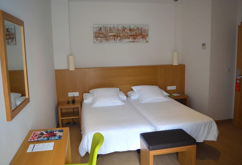 Aparthotel Complejo Al Sur Chiclana de la Frontera Esterno foto