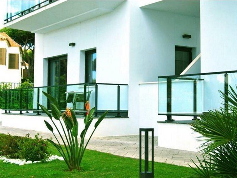 Aparthotel Complejo Al Sur Chiclana de la Frontera Esterno foto