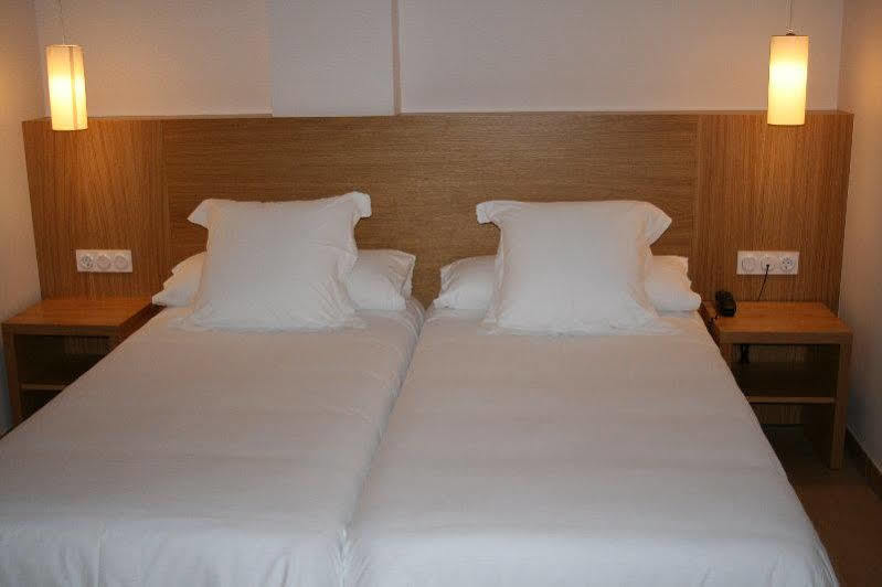 Aparthotel Complejo Al Sur Chiclana de la Frontera Esterno foto